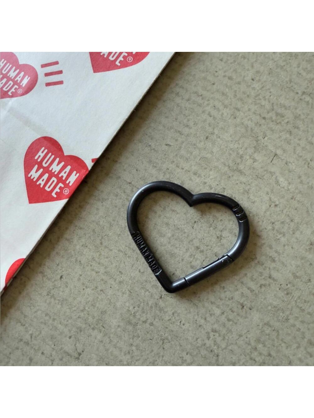 Human Made / Heart Carabiner Keychain + Shopping Bag / black
